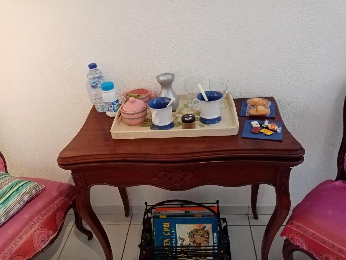 Au Calme Bed and Breakfast Βερνέιγ-συρ-Αβρ Εξωτερικό φωτογραφία