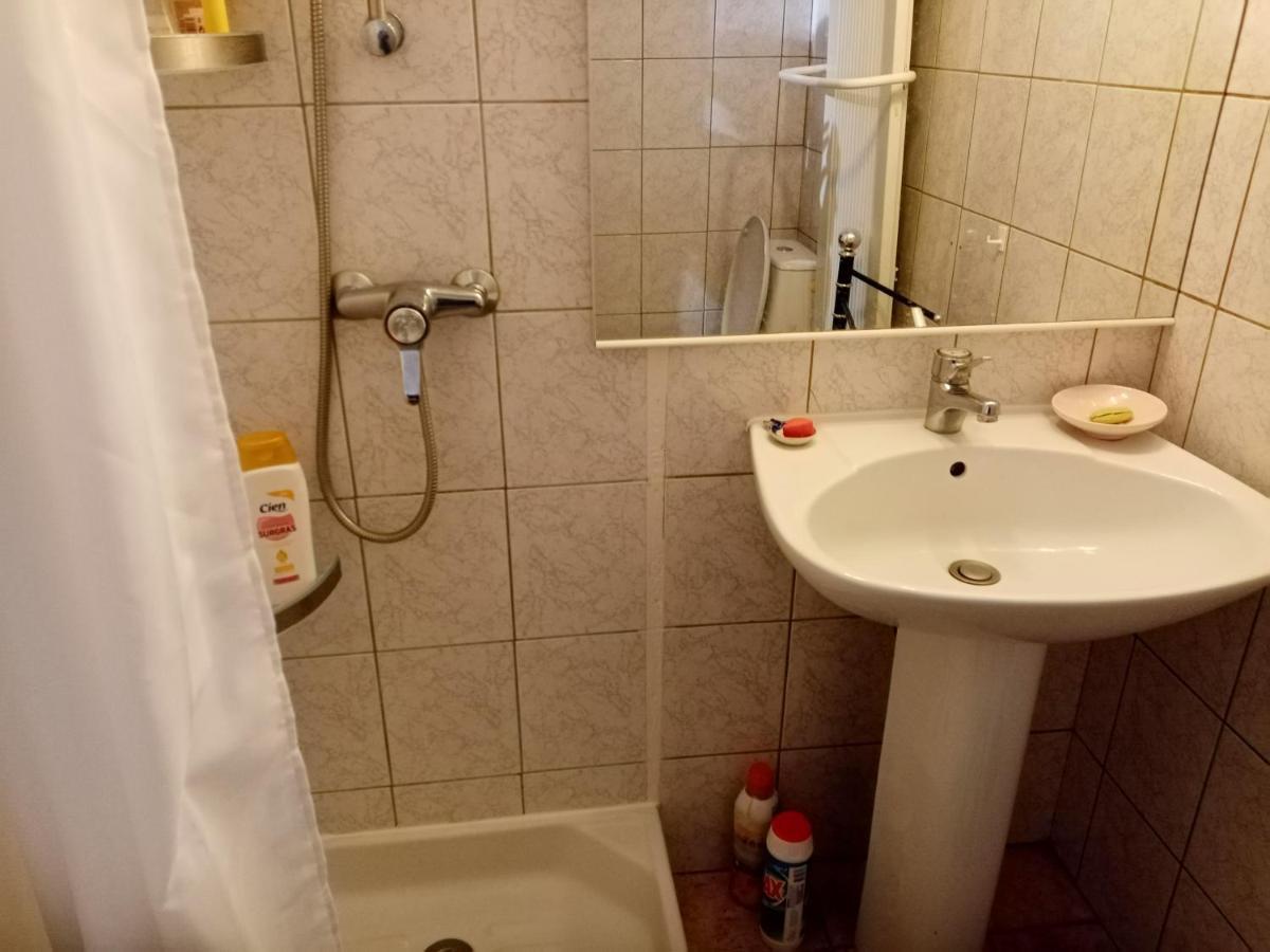 Au Calme Bed and Breakfast Βερνέιγ-συρ-Αβρ Εξωτερικό φωτογραφία